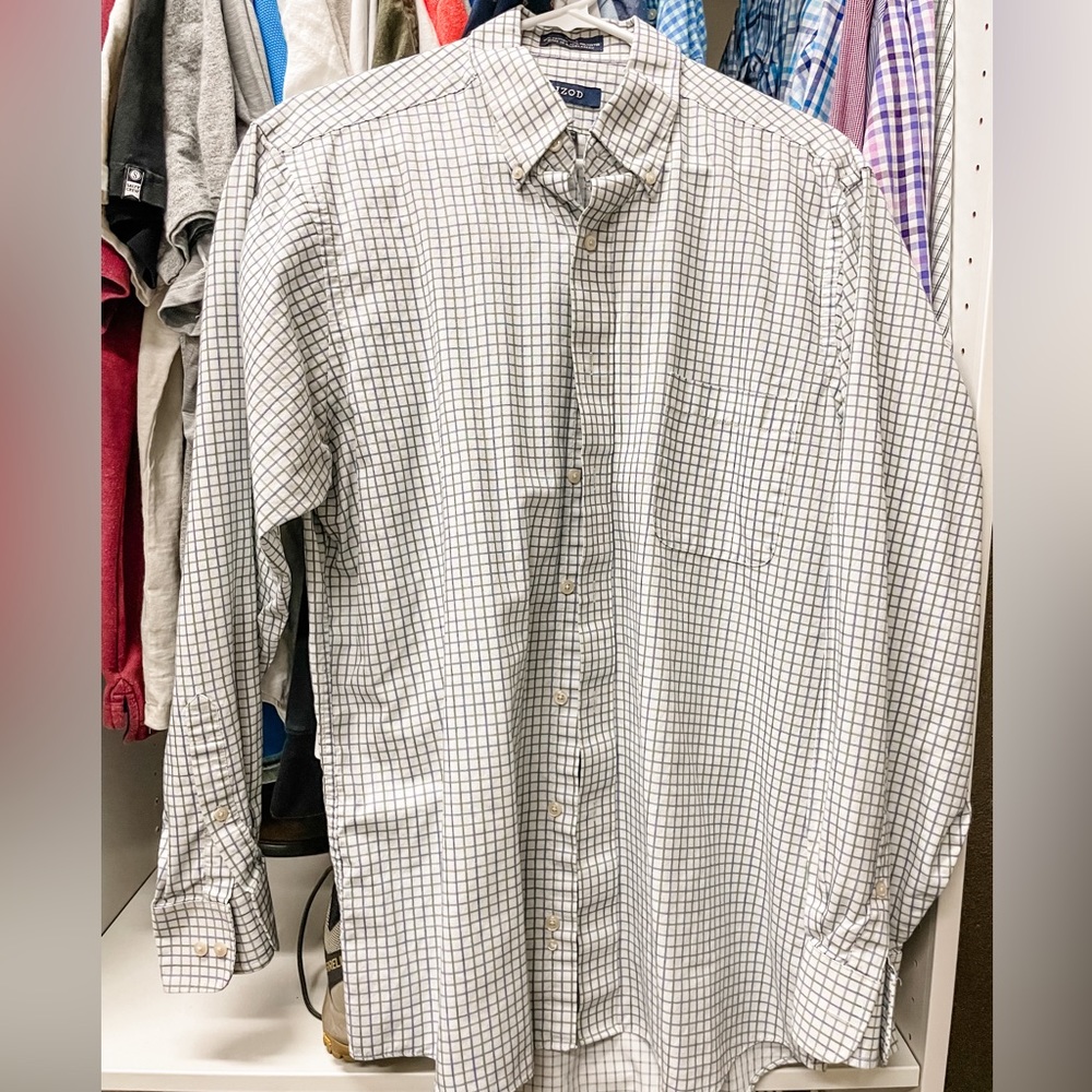 IZOD Long Sleeve Button Down
